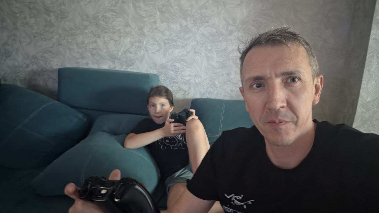 Вспомнил с дочкой молодость: порубились в Mortal Kombat